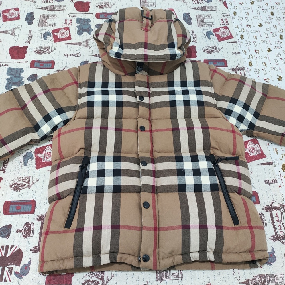 Burberry Check Puffer Jacket Classic Plaid Design